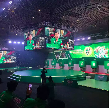 Matrix Interior Stage Rental Indoor LED Display Full Color P2.6 P2.9 P3.91 Panel